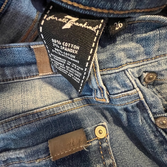 7 For All Mankind Sized 26 Distressed Denim - Picture 5 of 8